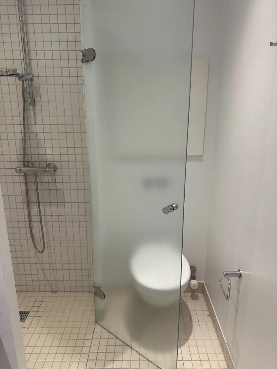 Bathroom Detail Cleaning, Efter