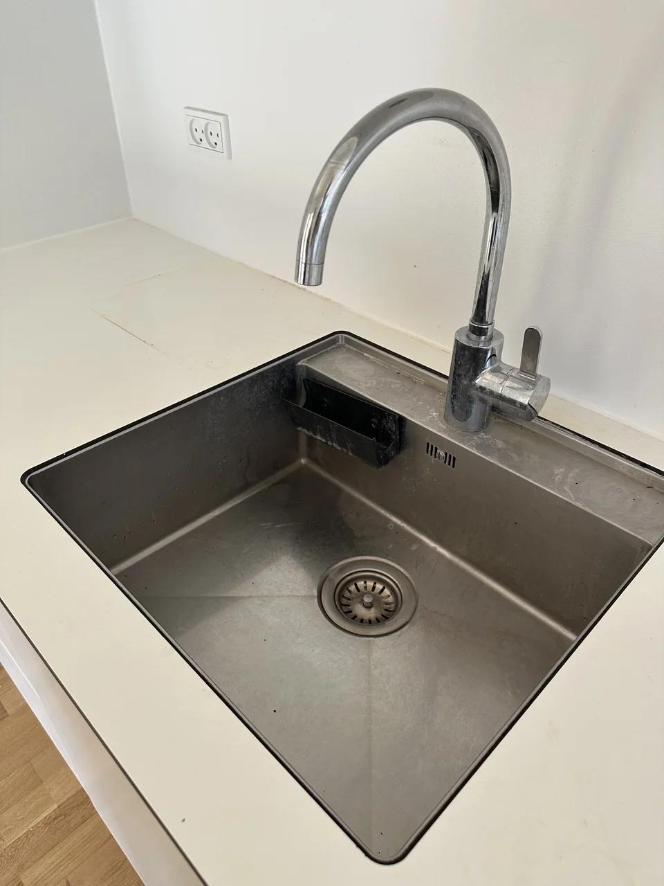 Sink descaling, Før
