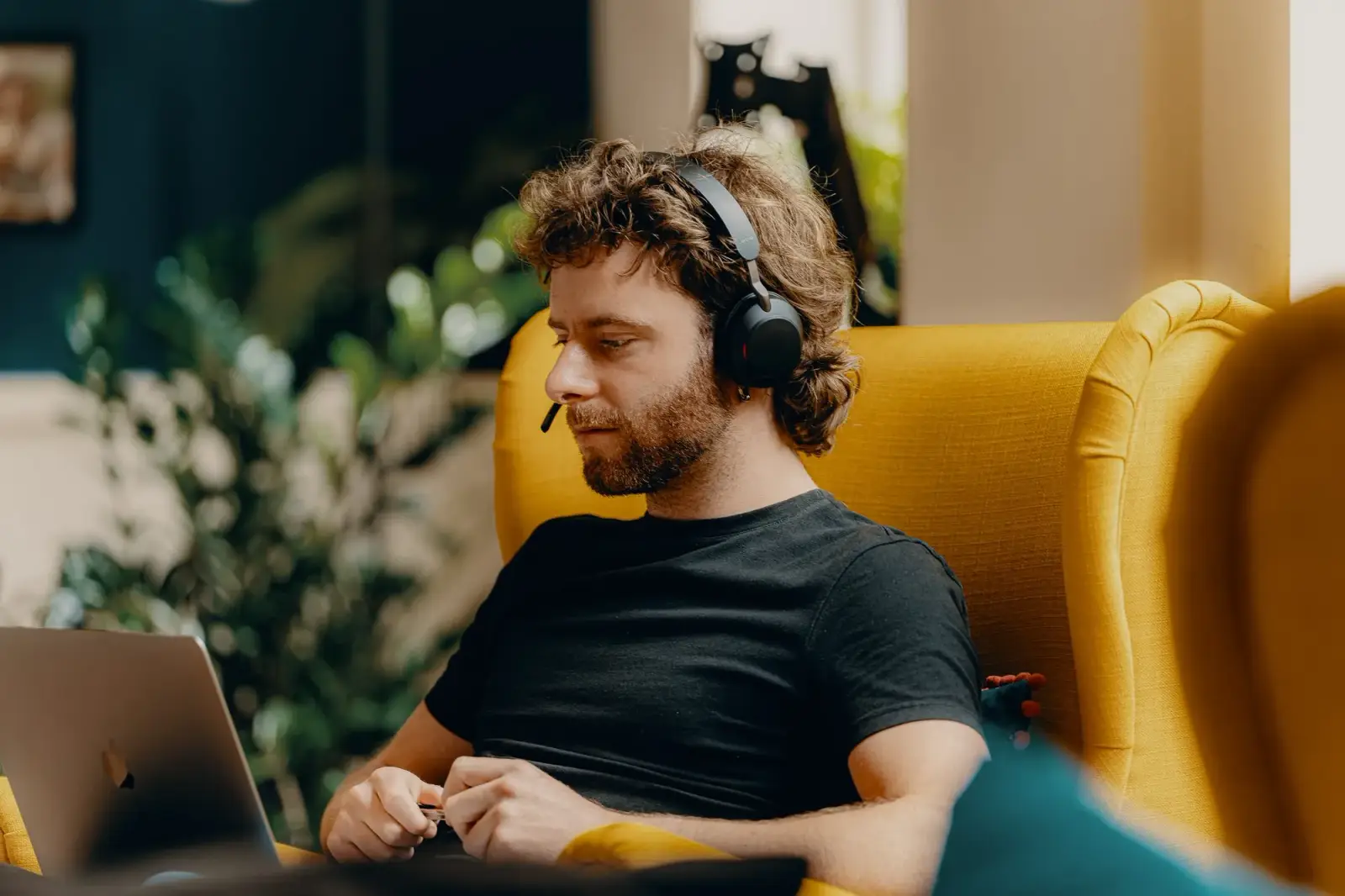 an Elder care advisor answers a call