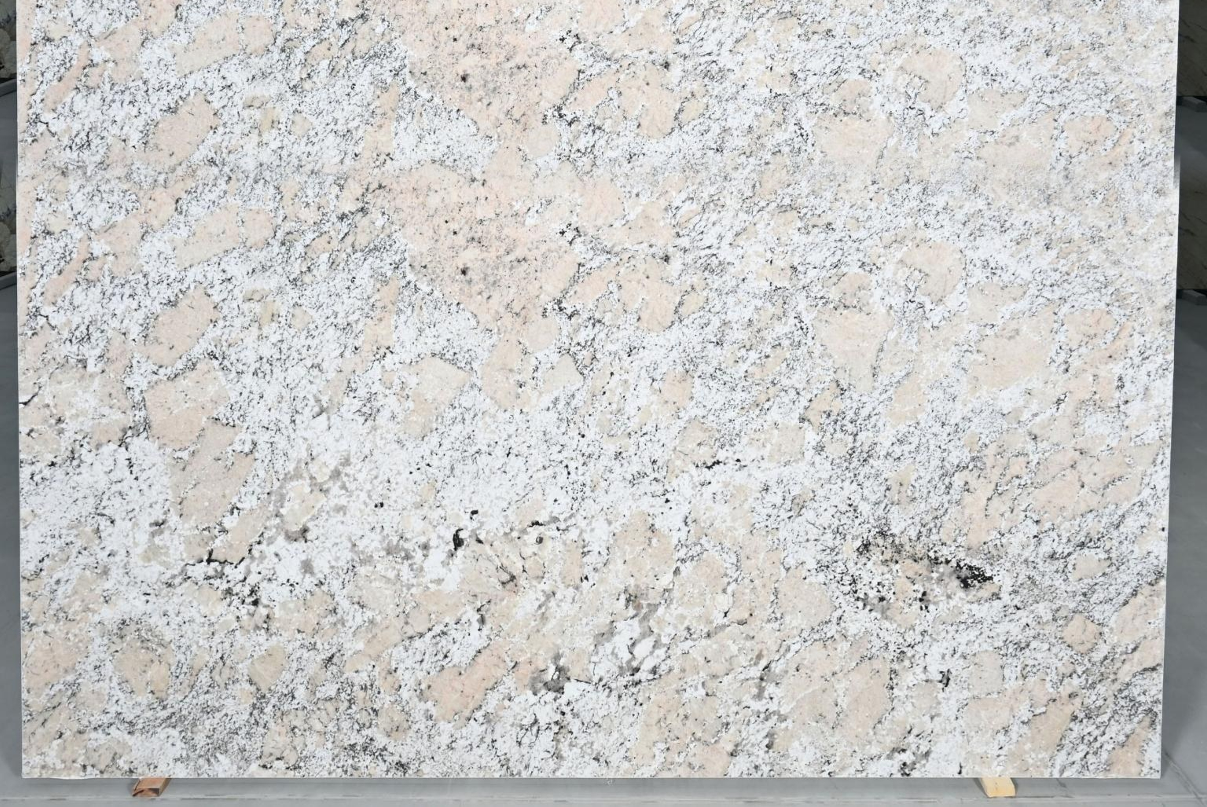 SUNSET — Granite slab