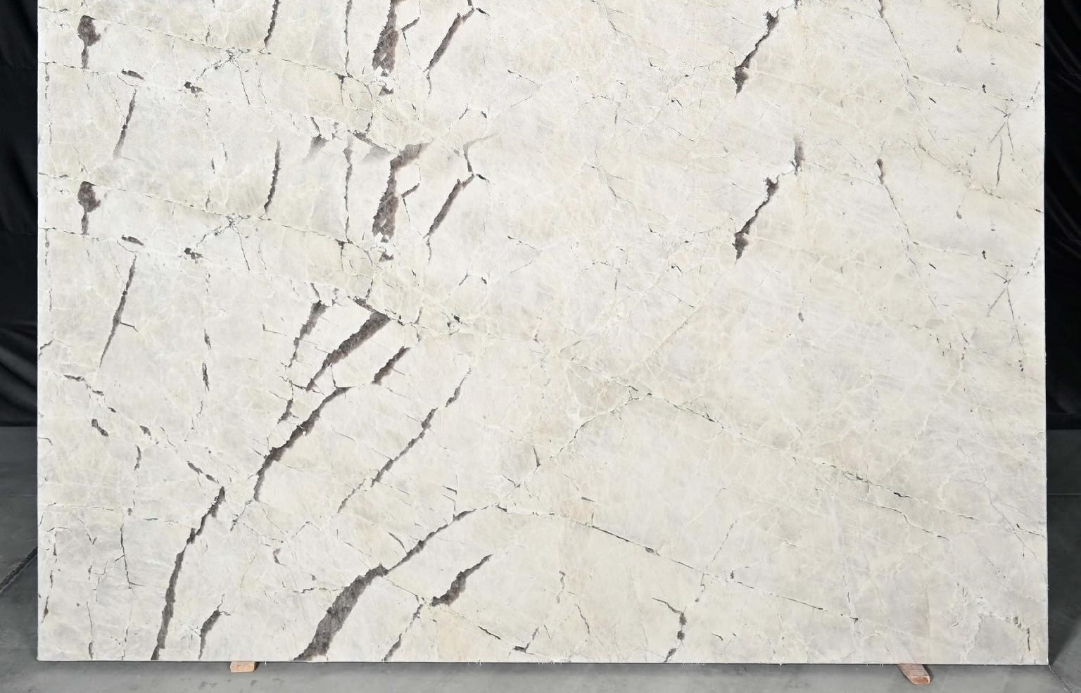 PICASSO WHITE — Granite slab