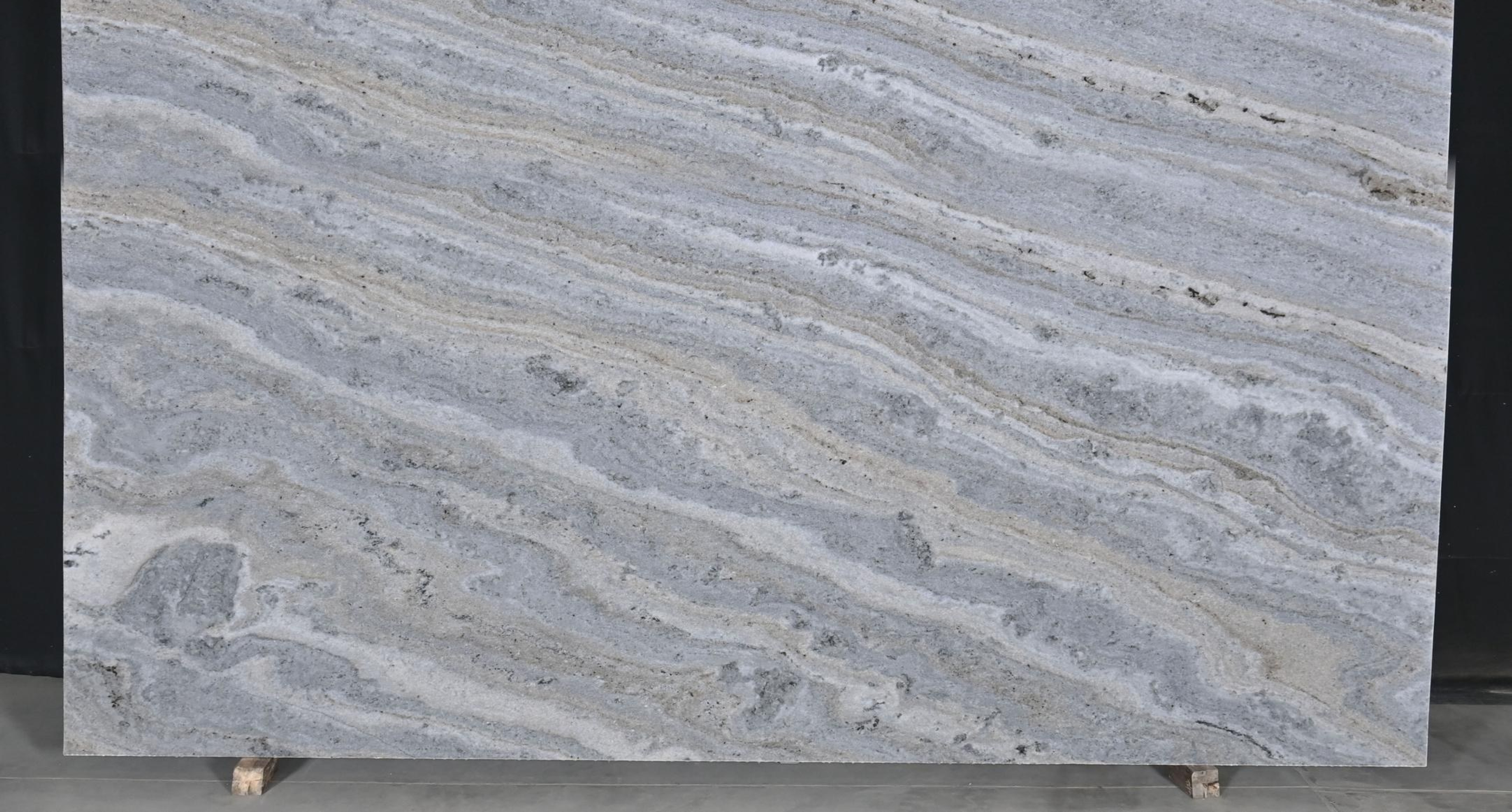 RIVER BLUE — Granite slab