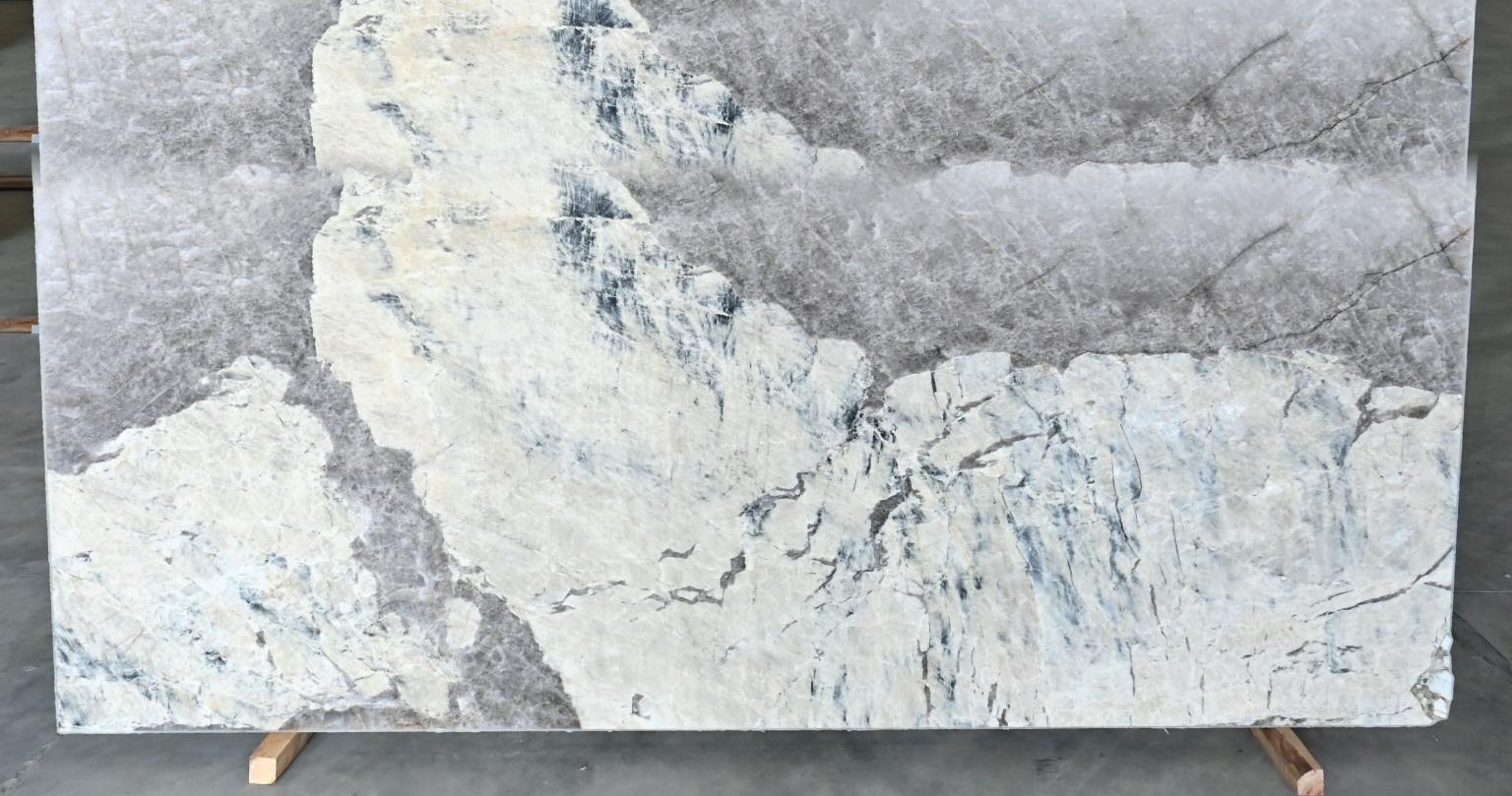 ARCTIC PATAGONIA — Granite slab