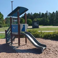 Liukumäki.