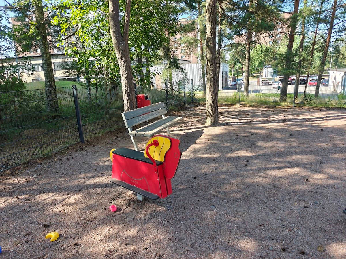 Jousiväline.