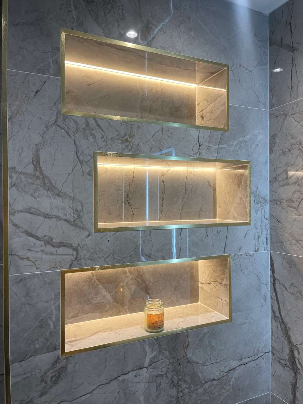 Staggered Alcove's