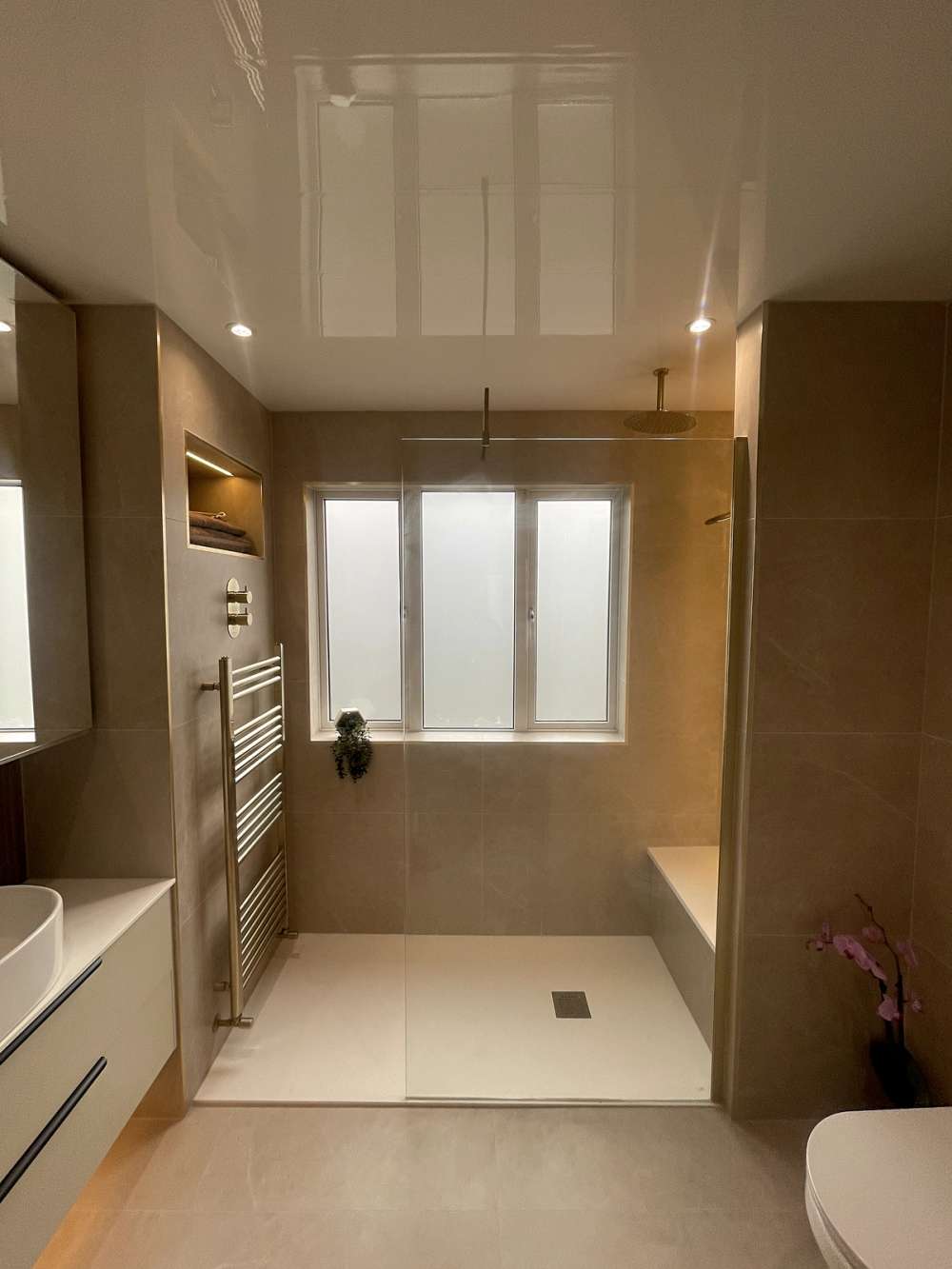 Flair 1000mm Wetroom Panel - Brushed Brass