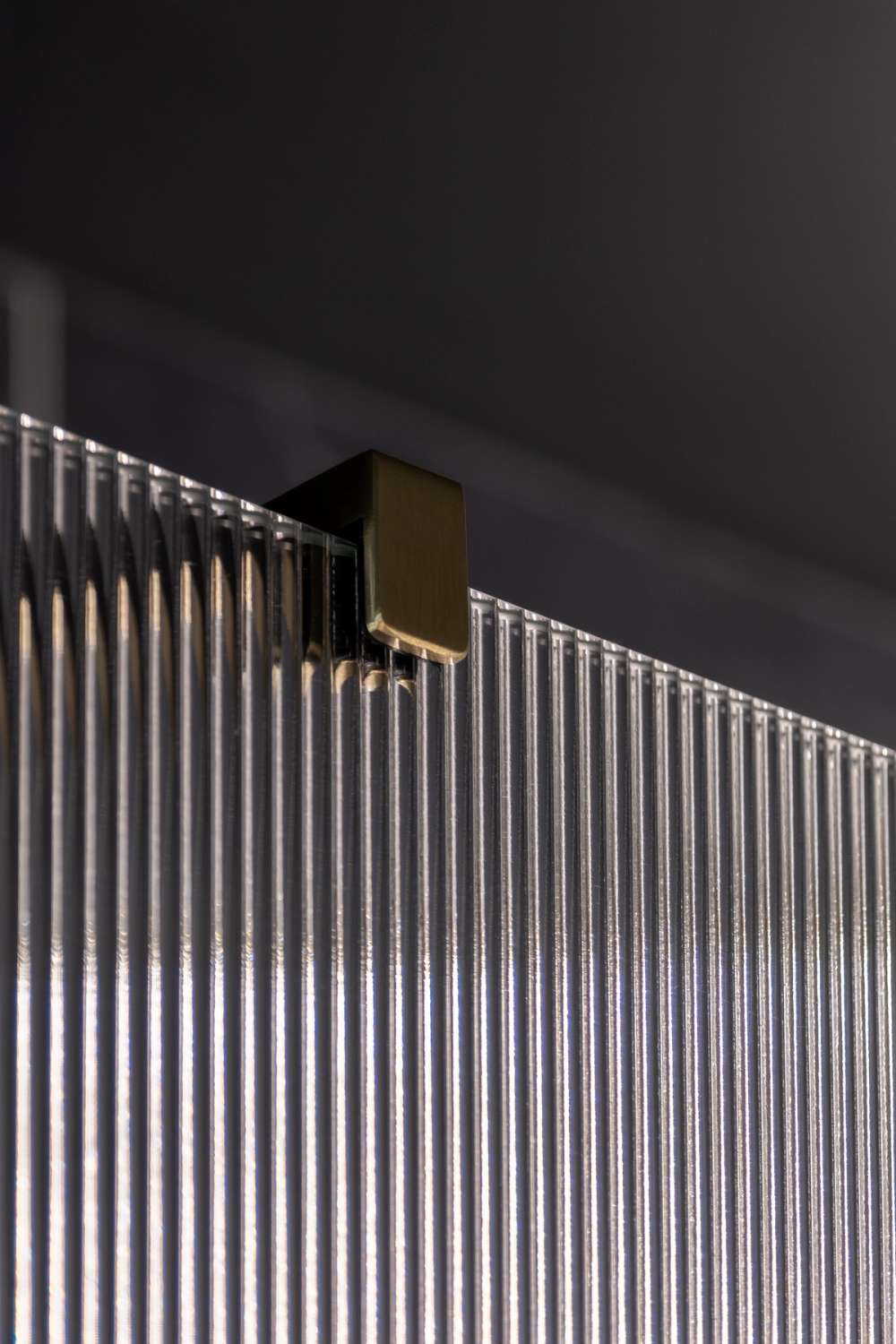 Flair Ayo 1200mm Fluted Glass