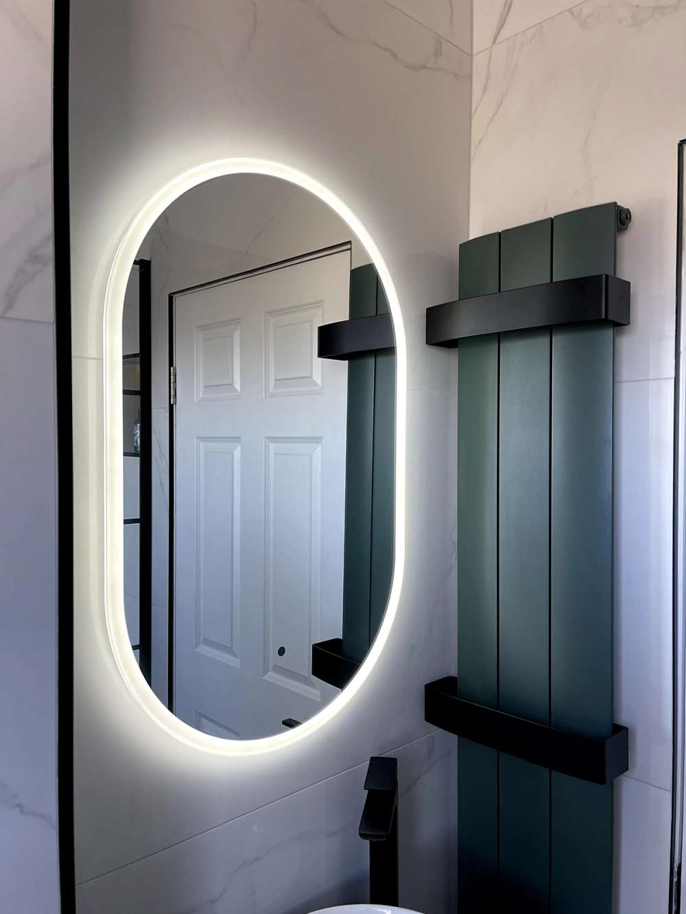 Tavistock Aster Pill Mirror
