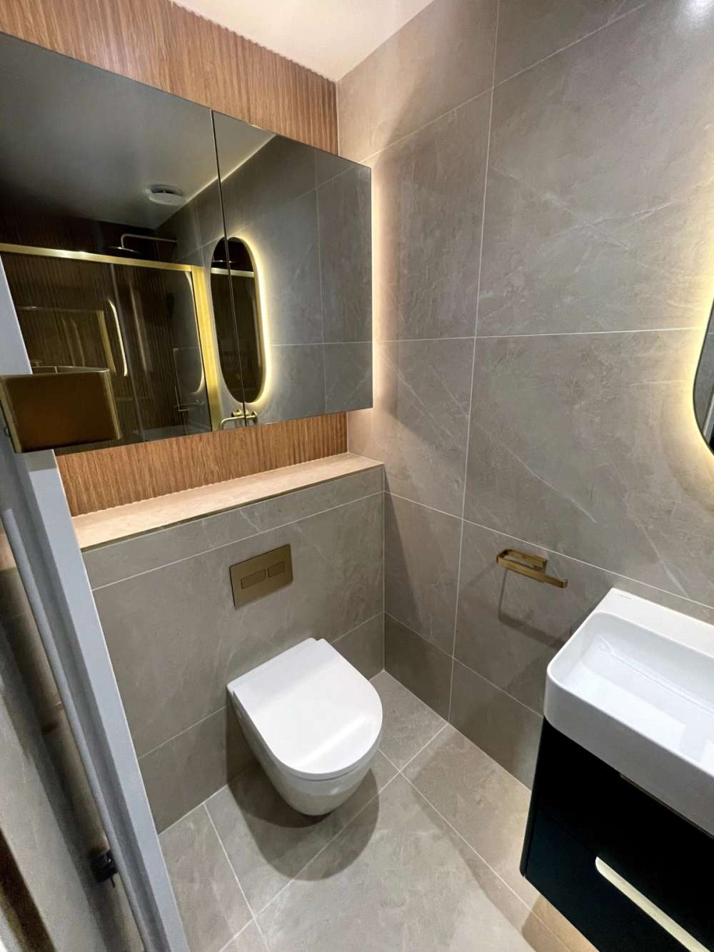 Lacock Cream Wall and Floor Tile