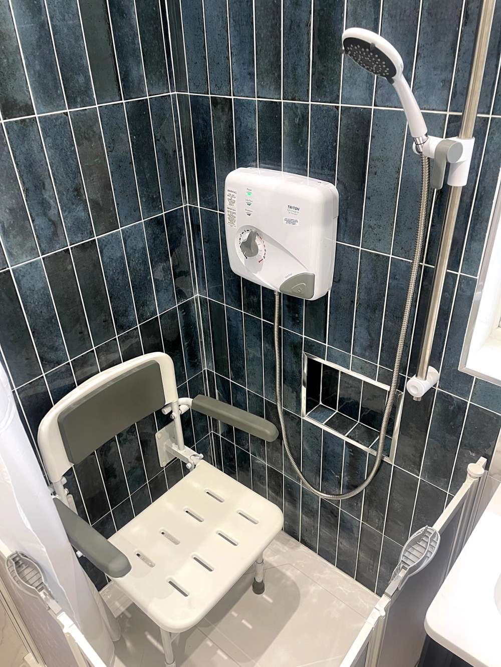 Triton Safeguard Electric Shower 