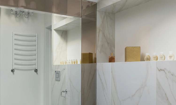 Bathroom Image