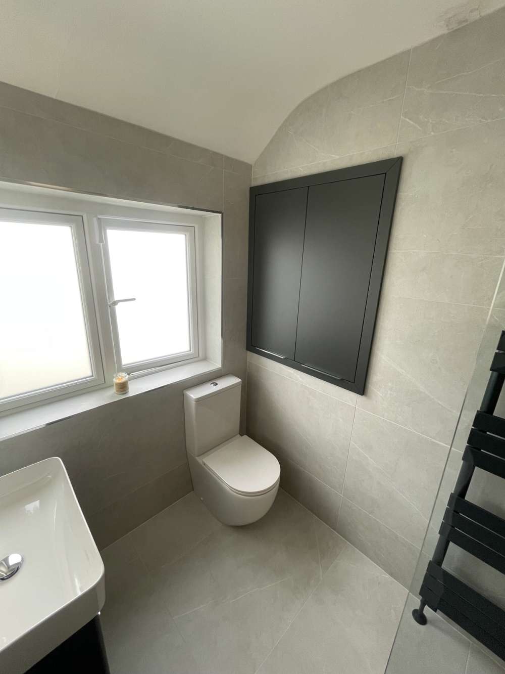 RT Large Orbit Toilet