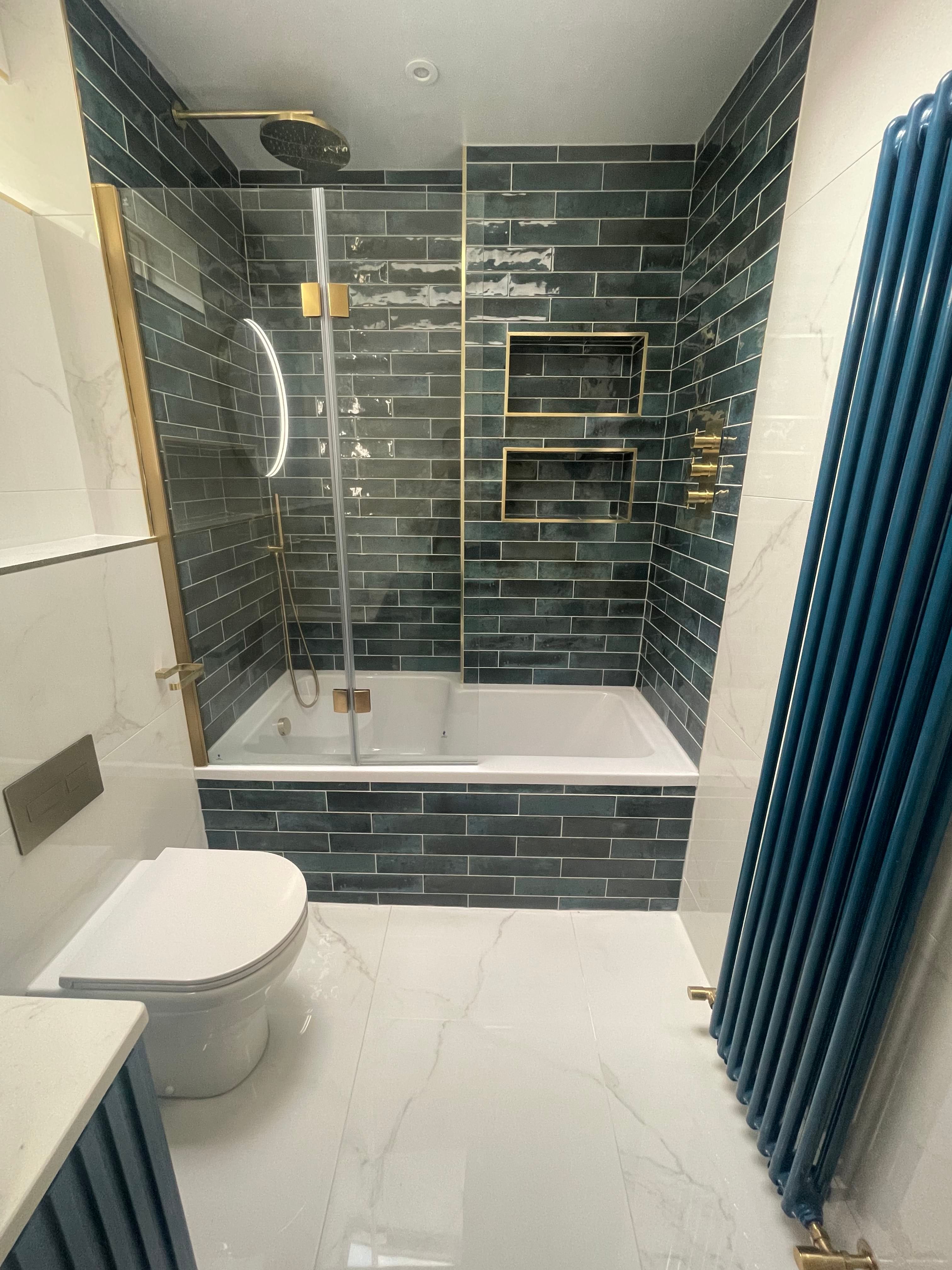 Sandymount Main Bathroom