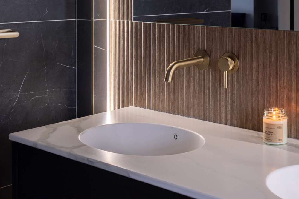 Aqualla Kyloe Brushed Brass Basin Mixer