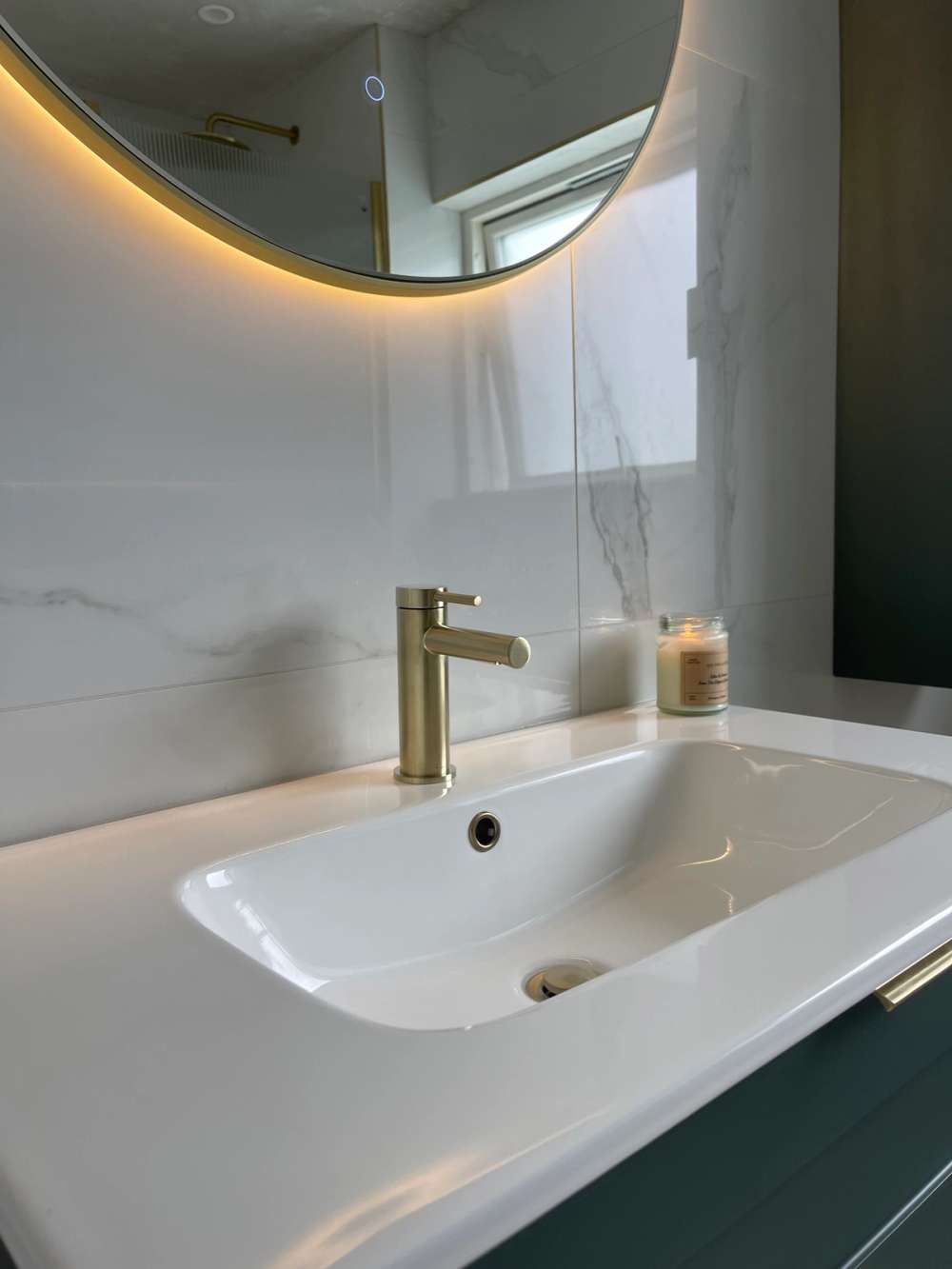 Phoenix Ceramic Basin