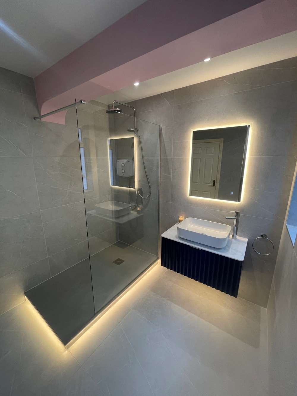 Flair 1500 x 800 Gemstone Shower Tray