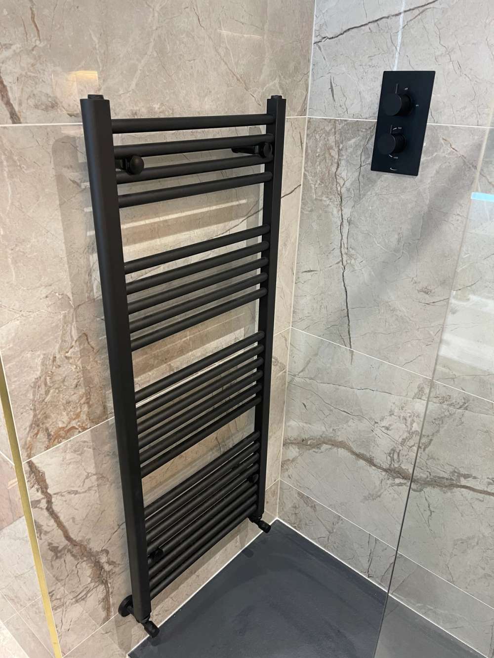 Eastbrook 1200 x 500 Ladder rail 