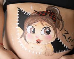 Diseño de bellypainting de una niña en las fiestas del pilar