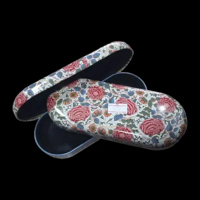 METALNA KUTIJA ZA NAOČARE ROSES WILLIAM MORRIS
