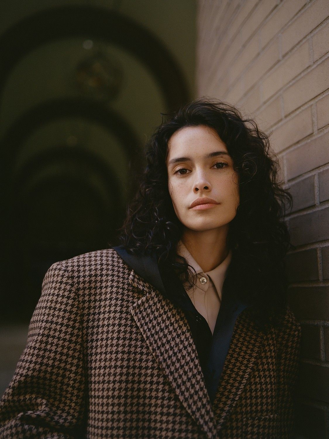 ZOE BARNARD-large-1775825135-14ebd5484729da36d1eb47323c6db33b.jpg