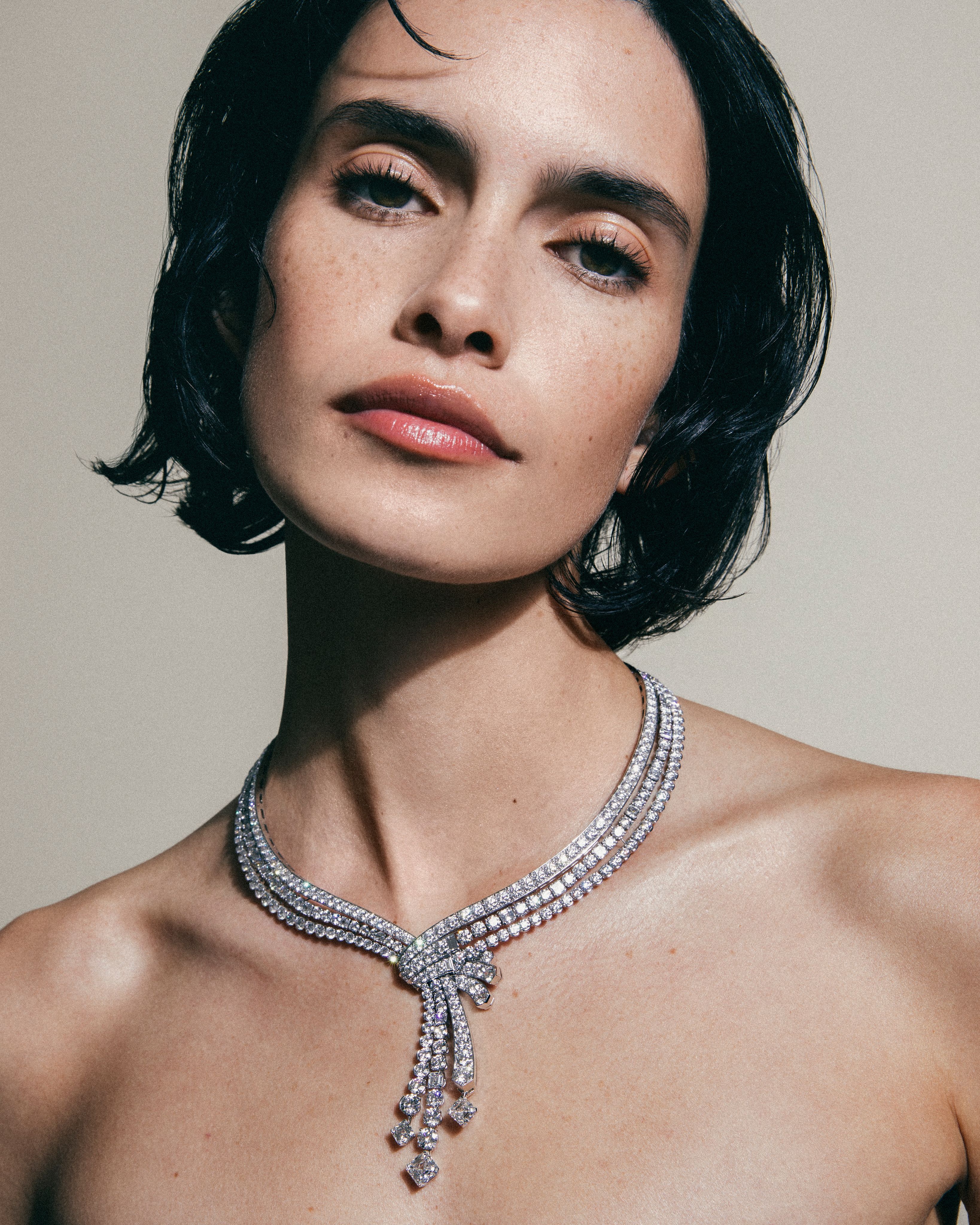 1-zoe-barnard-modern-luxury-the-industry-model-mgmt.jpg