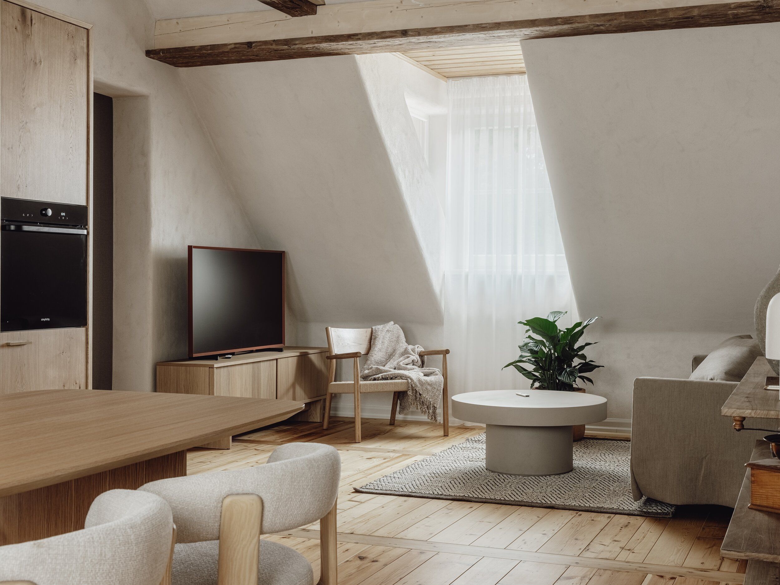 Mācītāja māja, Sestais - Image 26