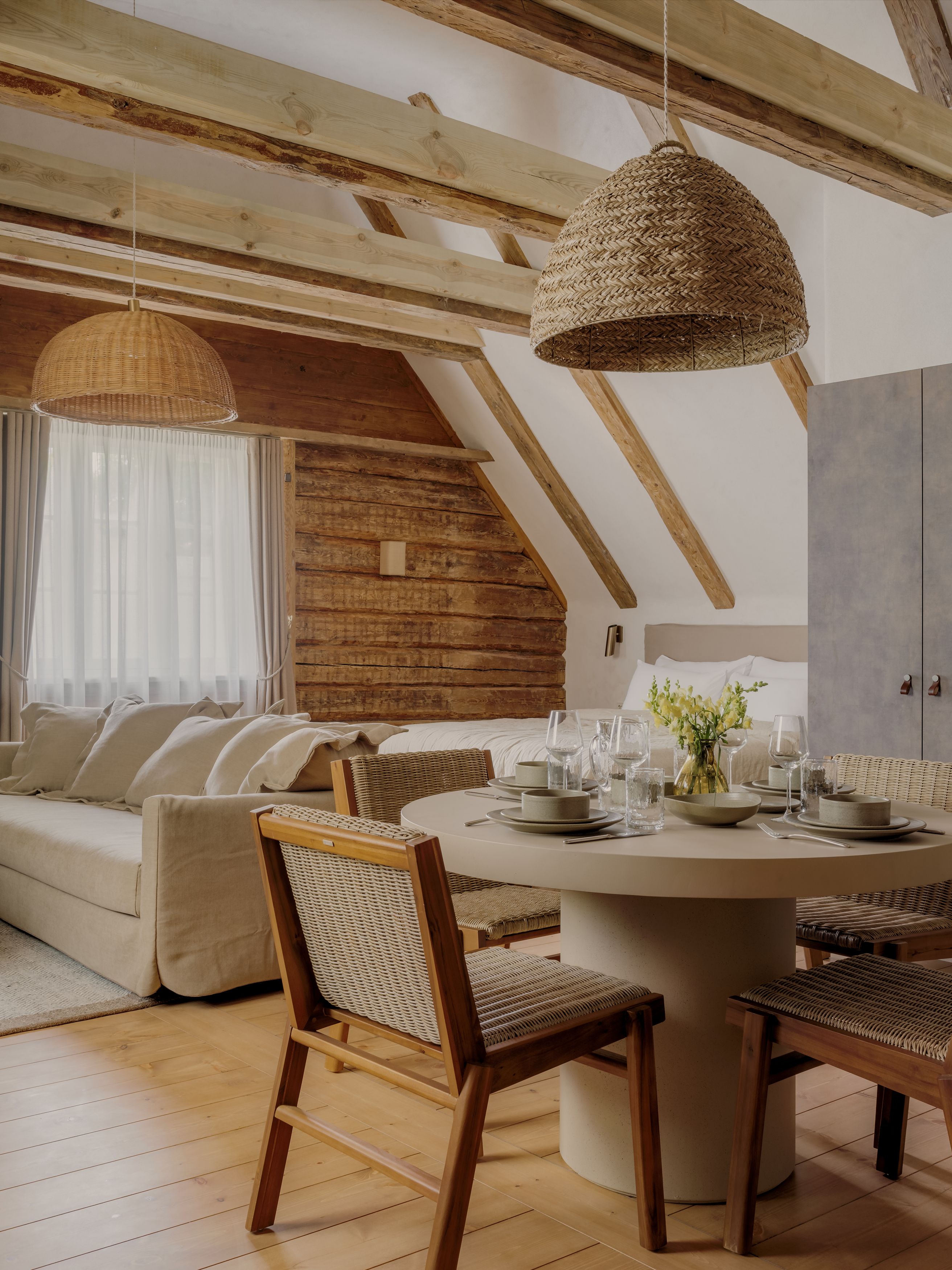 Pastor's House, Seventh - Image 5