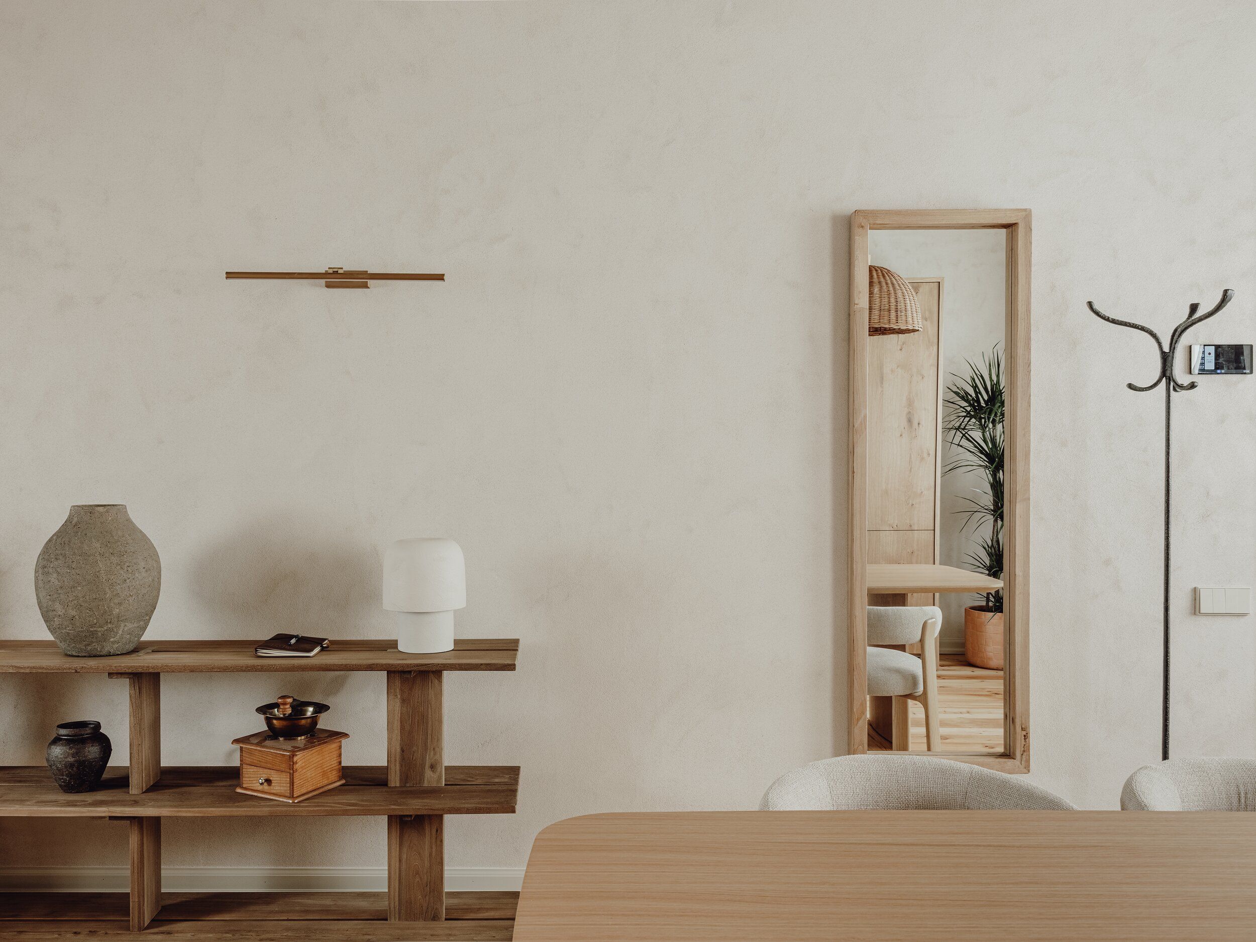 Mācītāja māja, Sestais - Image 24