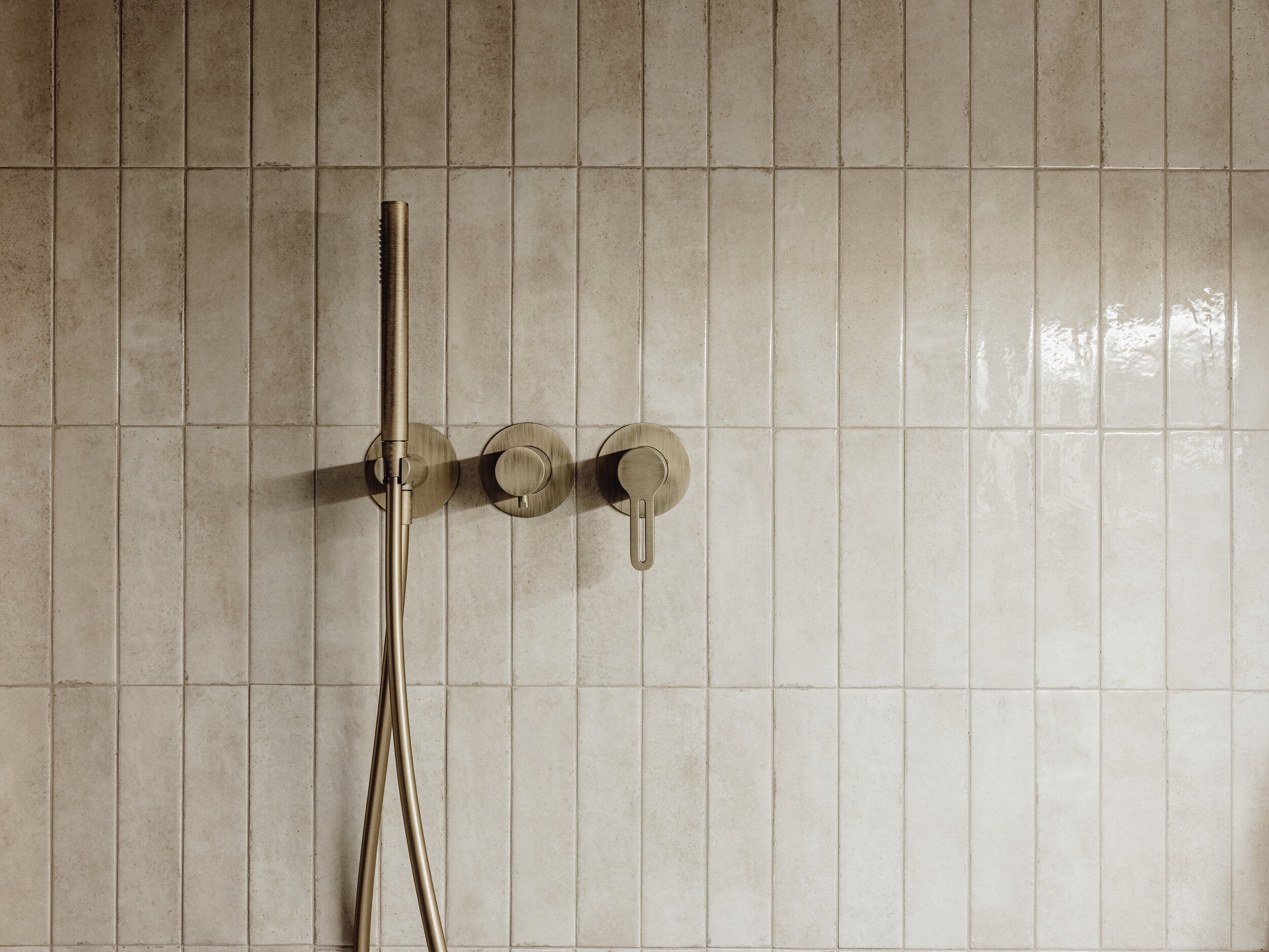 Mācītāja māja, Sestais - Image 30