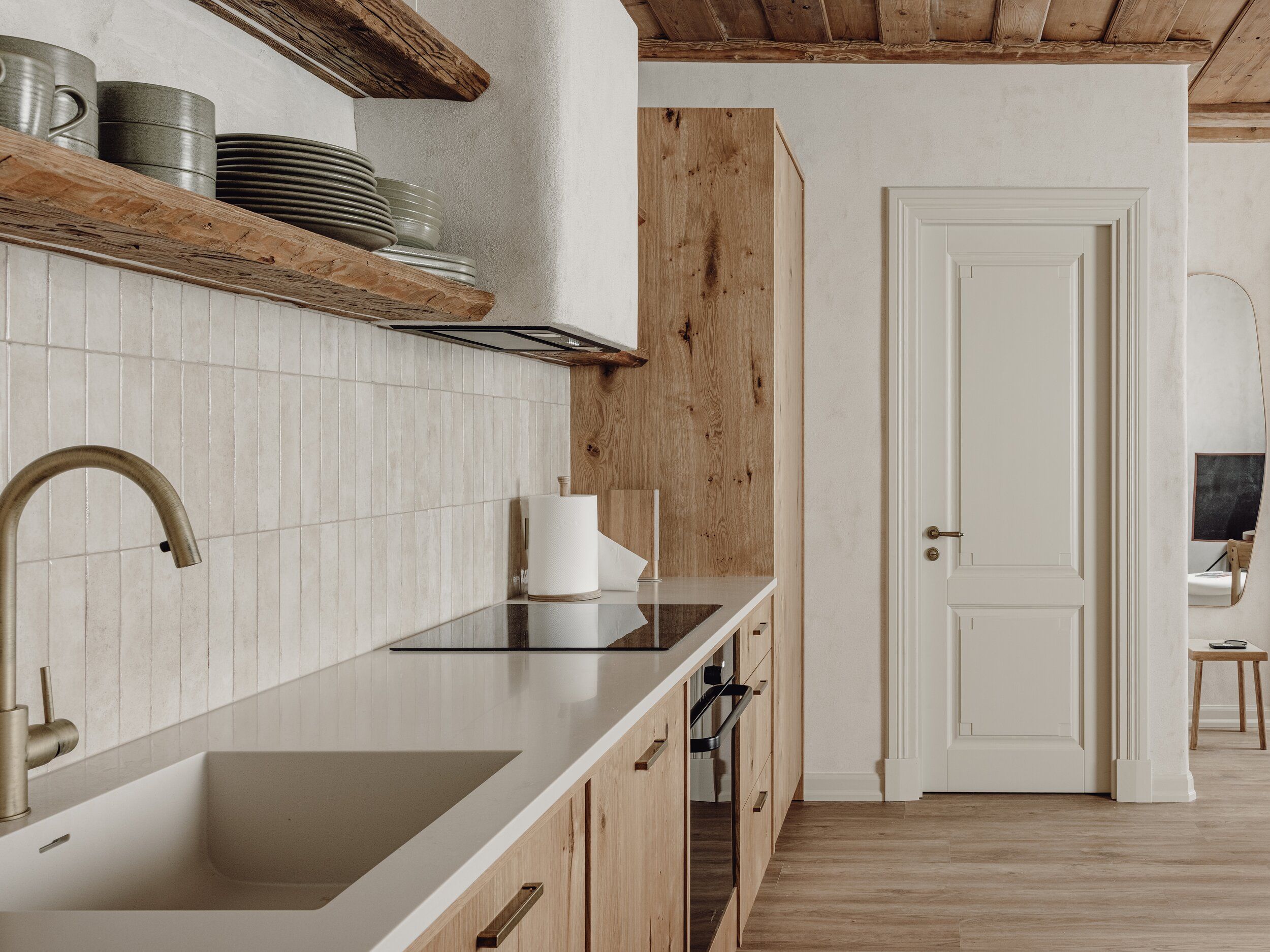 Mācītāja māja, Pirmais - Image 8