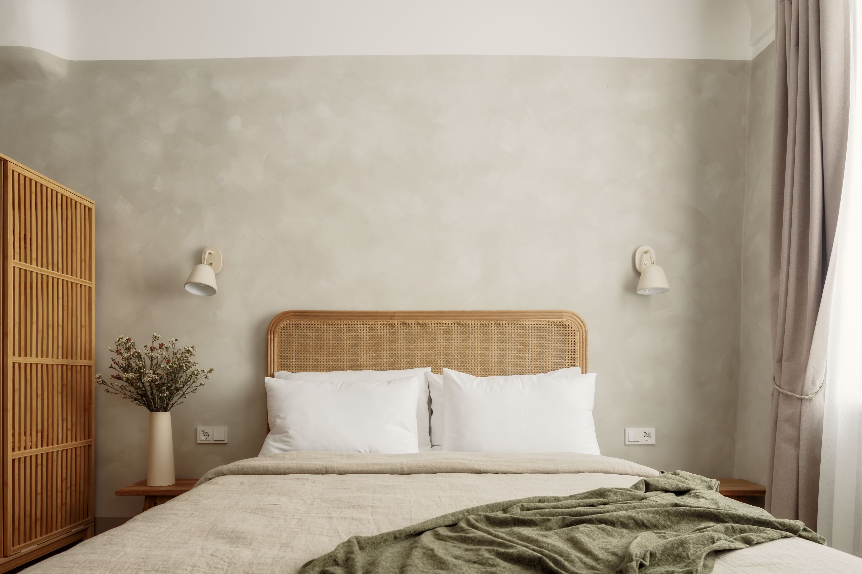 Spīdalas nams, Ceturtais - Image 2