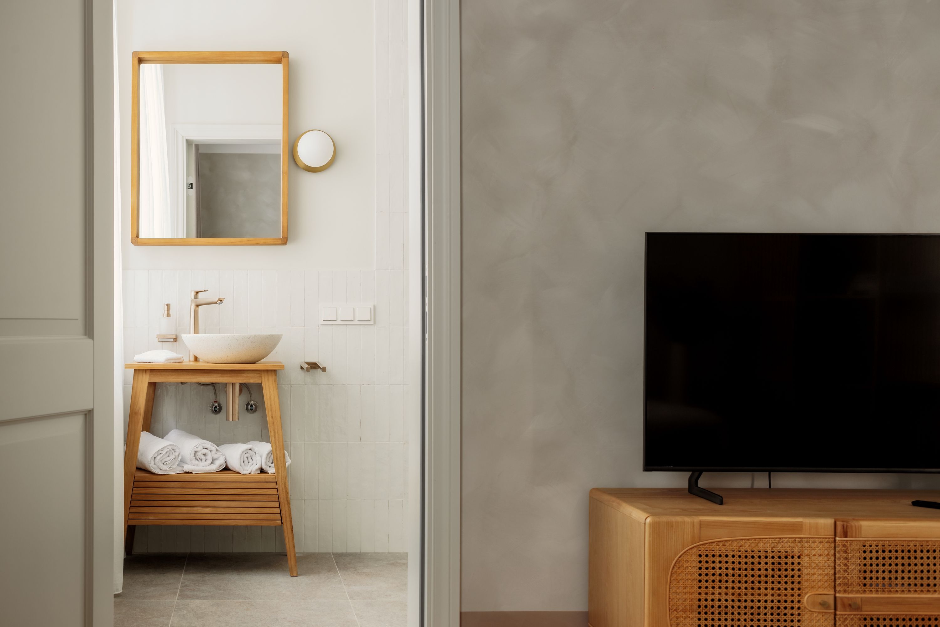 Spīdalas nams, Ceturtais - Image 7