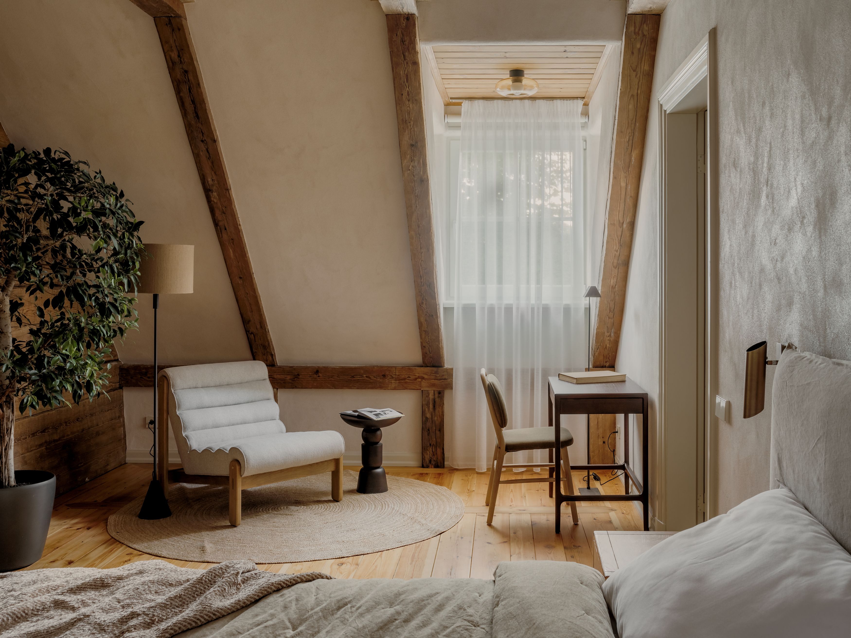 Pastor's House, Sixth - Image 7