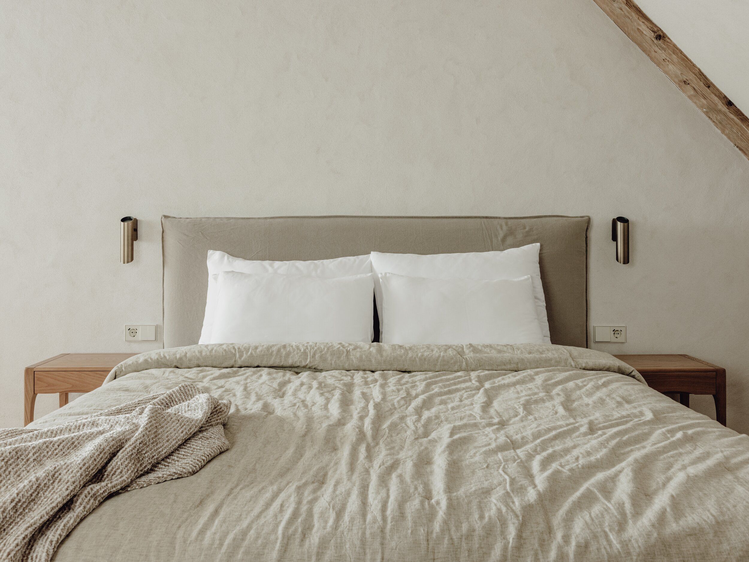 Mācītāja māja, Sestais - Image 21