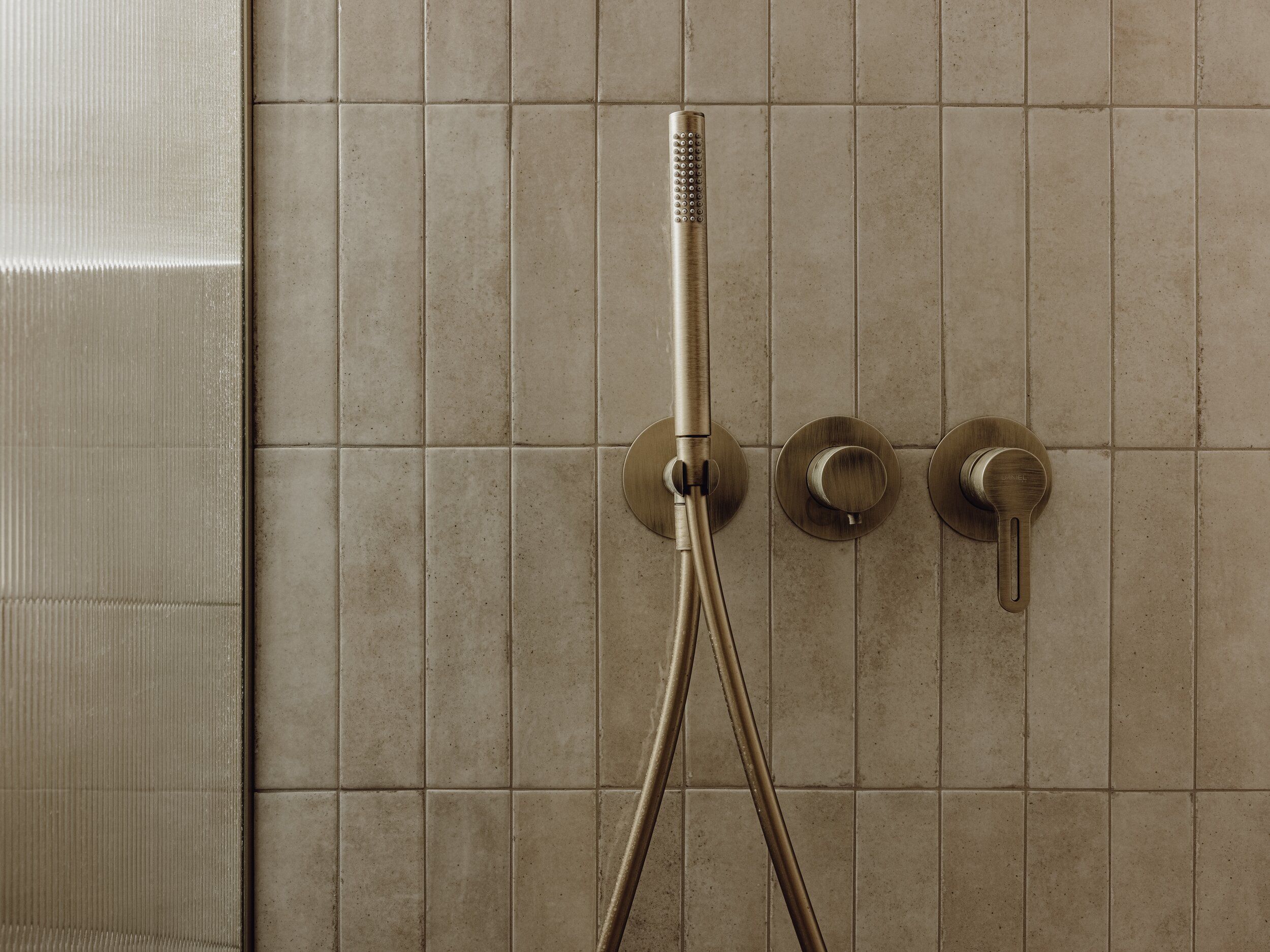 Mācītāja māja, Pirmais - Image 15