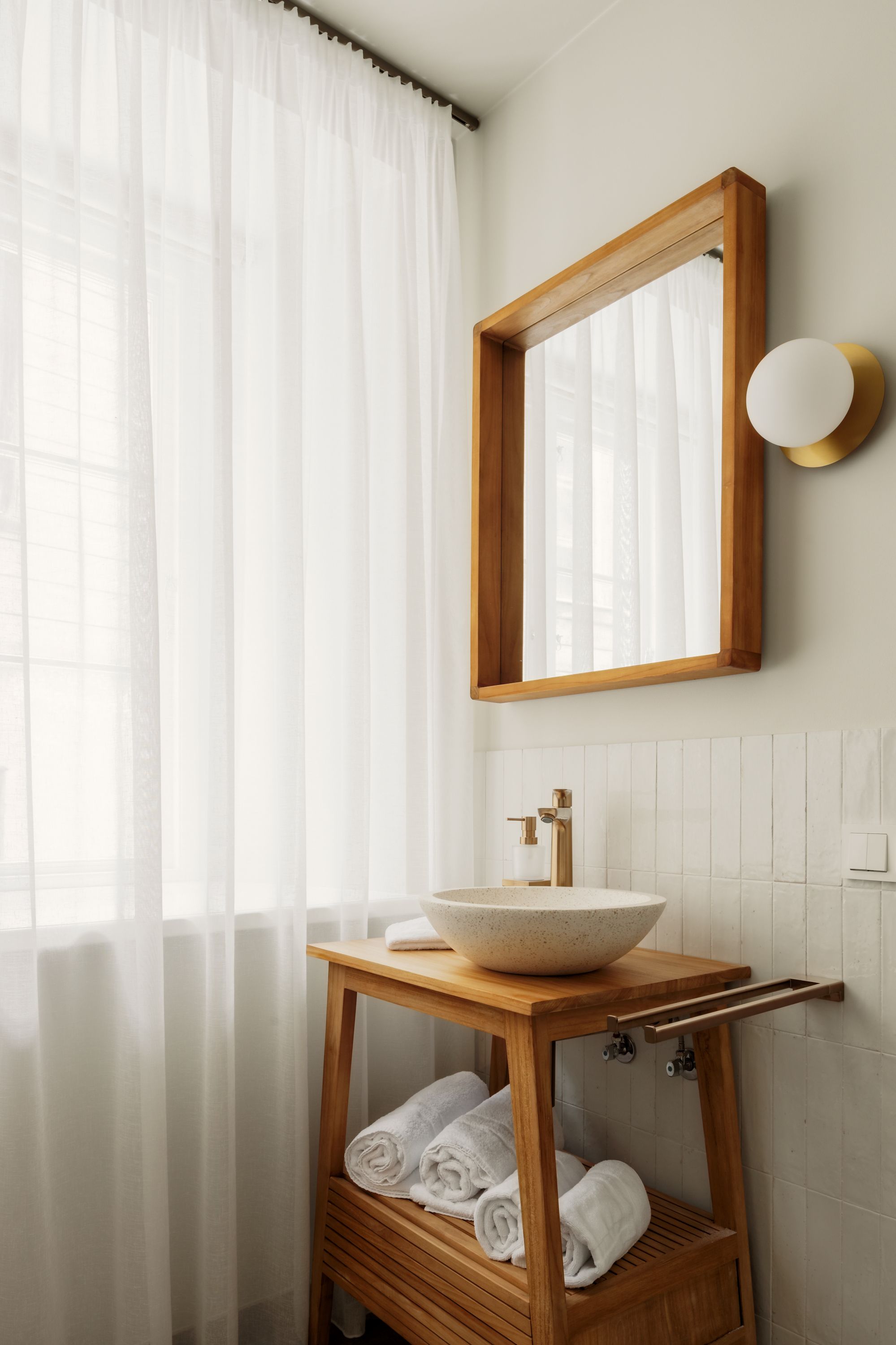 Spīdalas nams, Ceturtais - Image 9