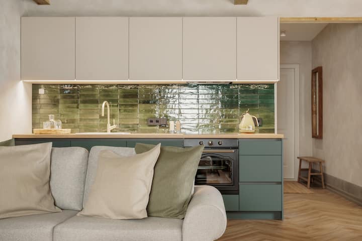 Spīdalas nams, Piektais - Image 7