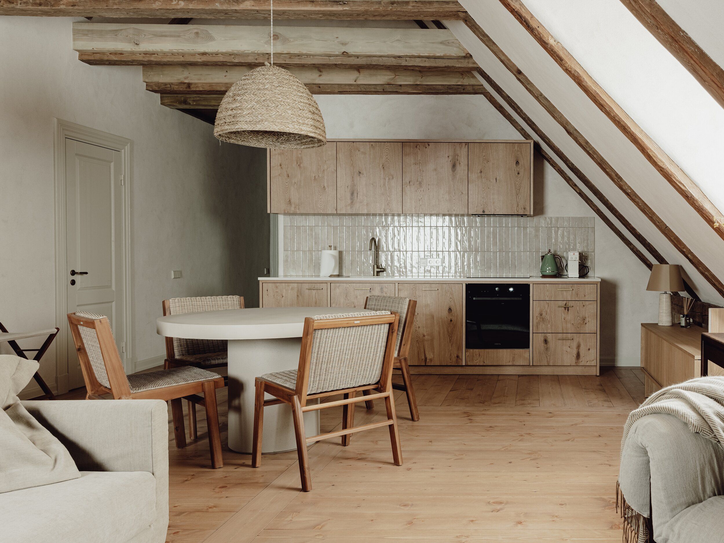 Mācītāja māja, Septītais - Image 10