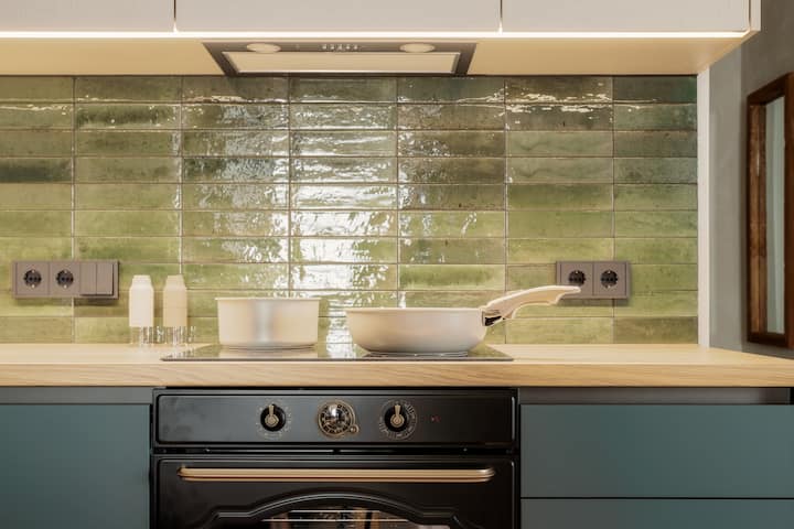 Spīdalas nams, Piektais - Image 8