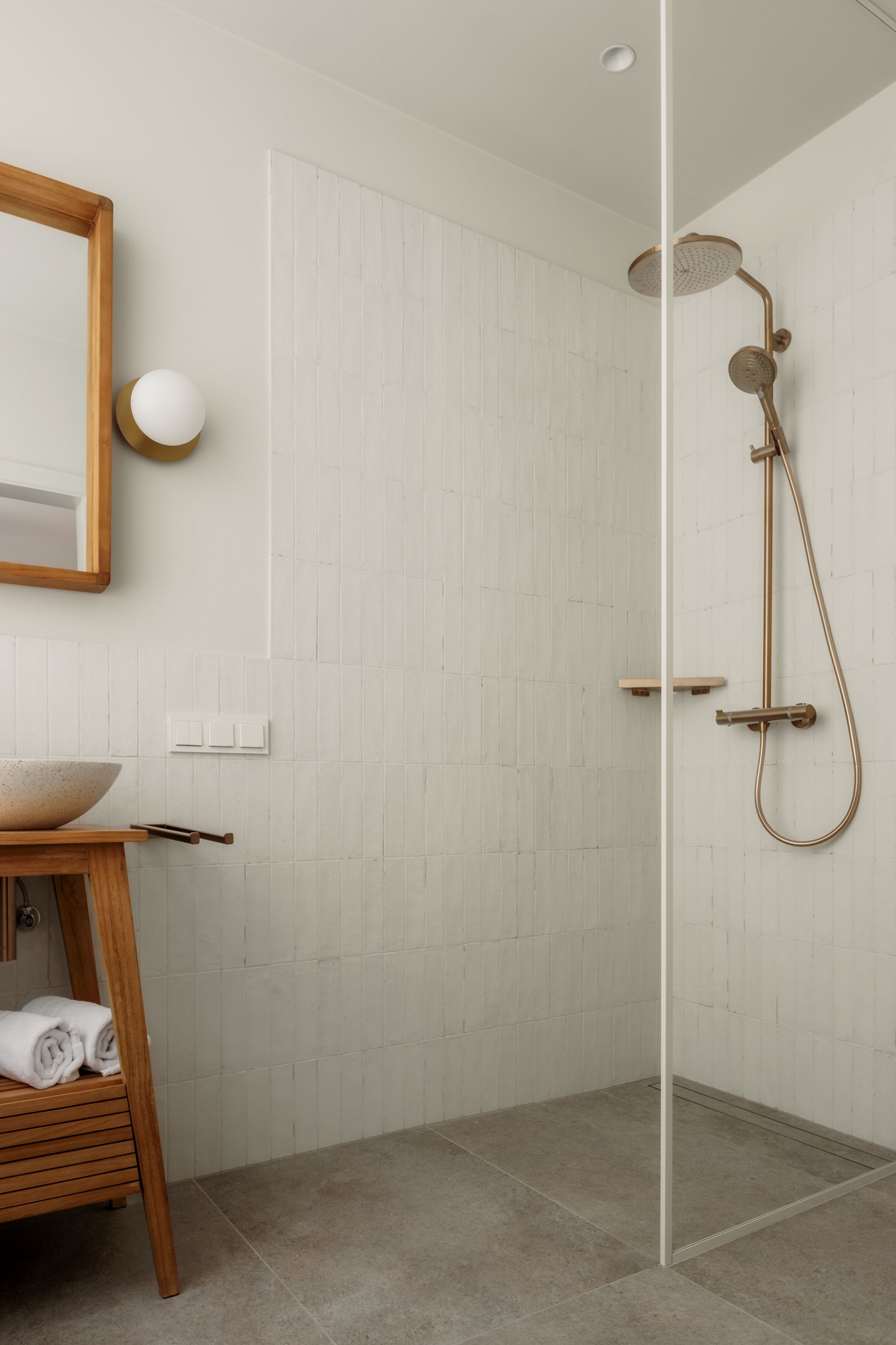 Spīdalas nams, Ceturtais - Image 8