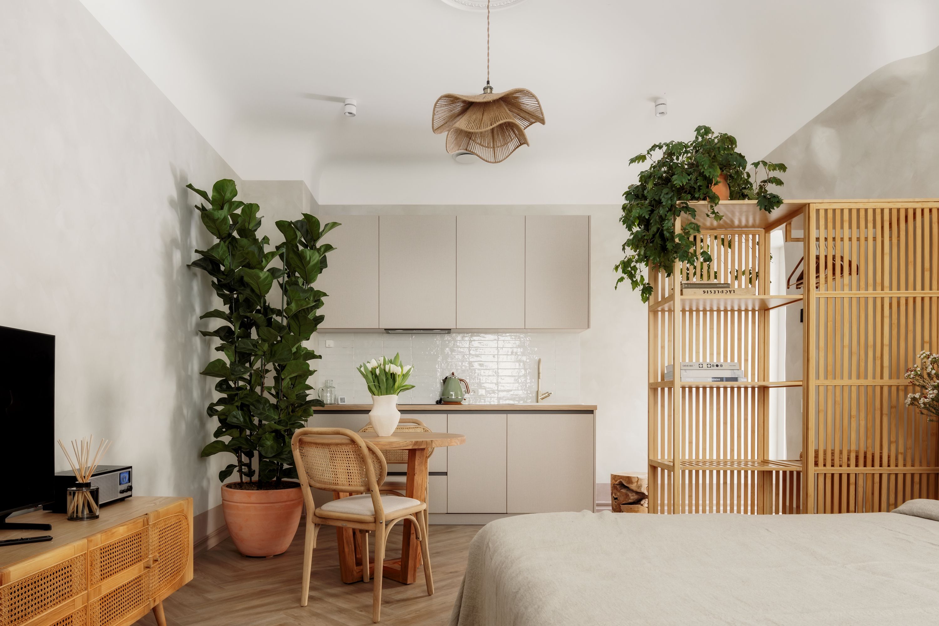 Spīdalas nams, Ceturtais - Image 5