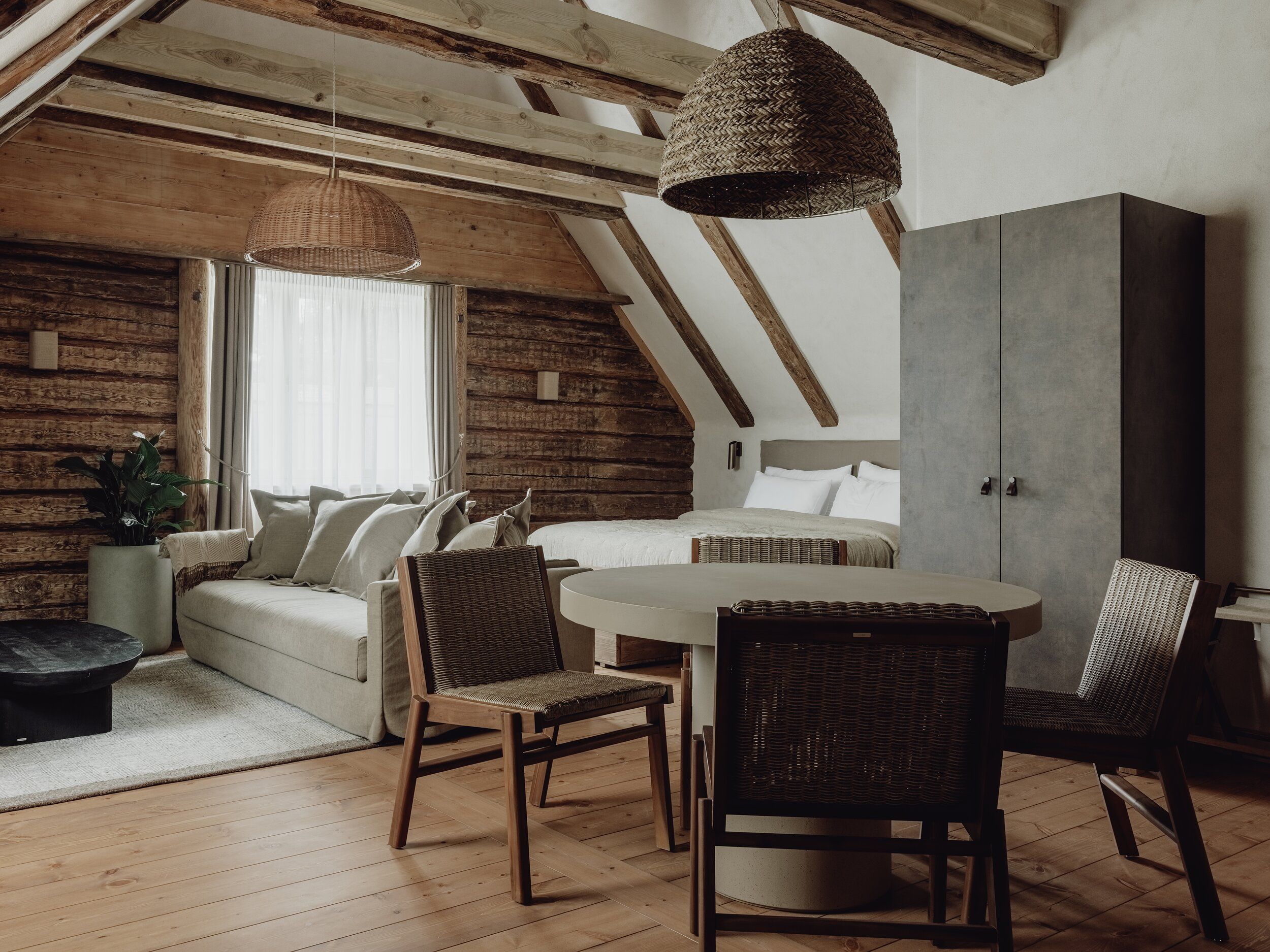 Mācītāja māja, Septītais - Image 17