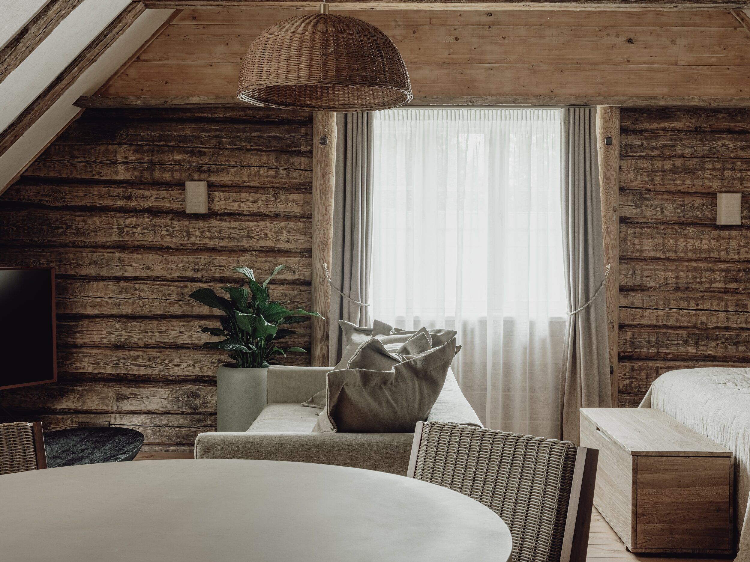 Mācītāja māja, Septītais - Image 13