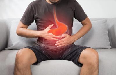 Reflux: Ursachen, Symptome und ganzheitliche Therapieansätze