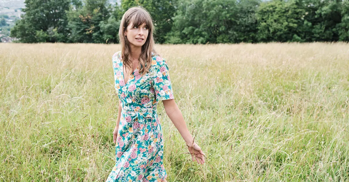 Ethical clothing with a simple, natural style