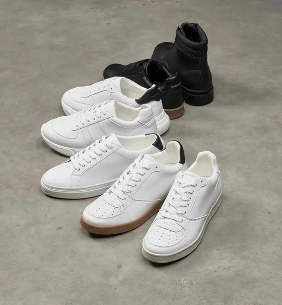 Sneakers with in-built circularity