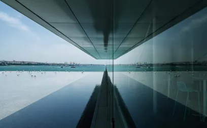 Istanbul Modern rooftop pavilion and reflecting pool