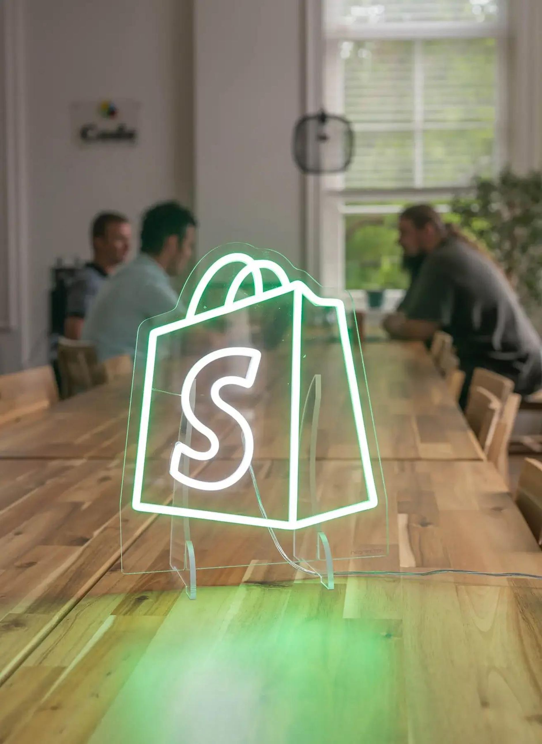 Shopify logo