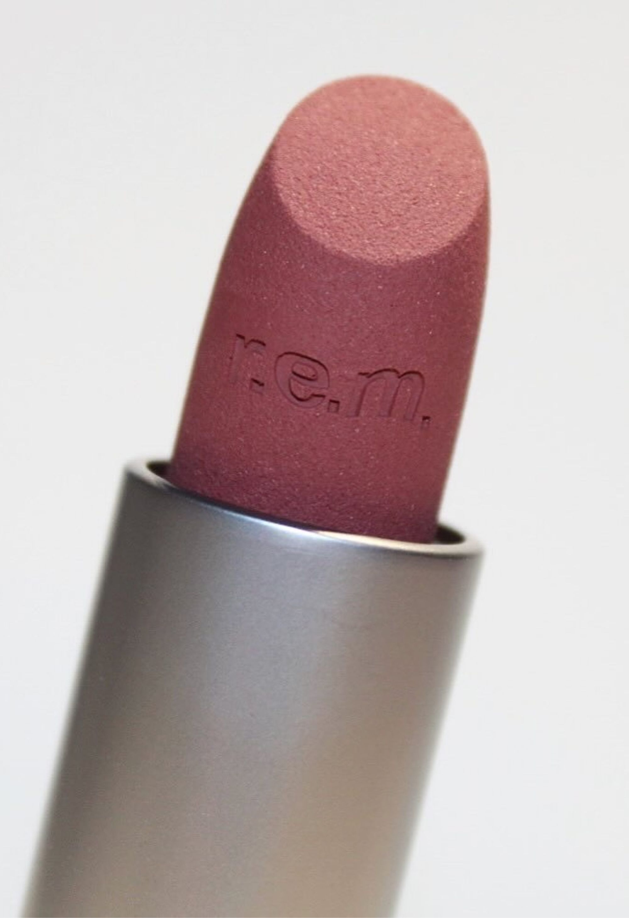 r.e.m lipstick